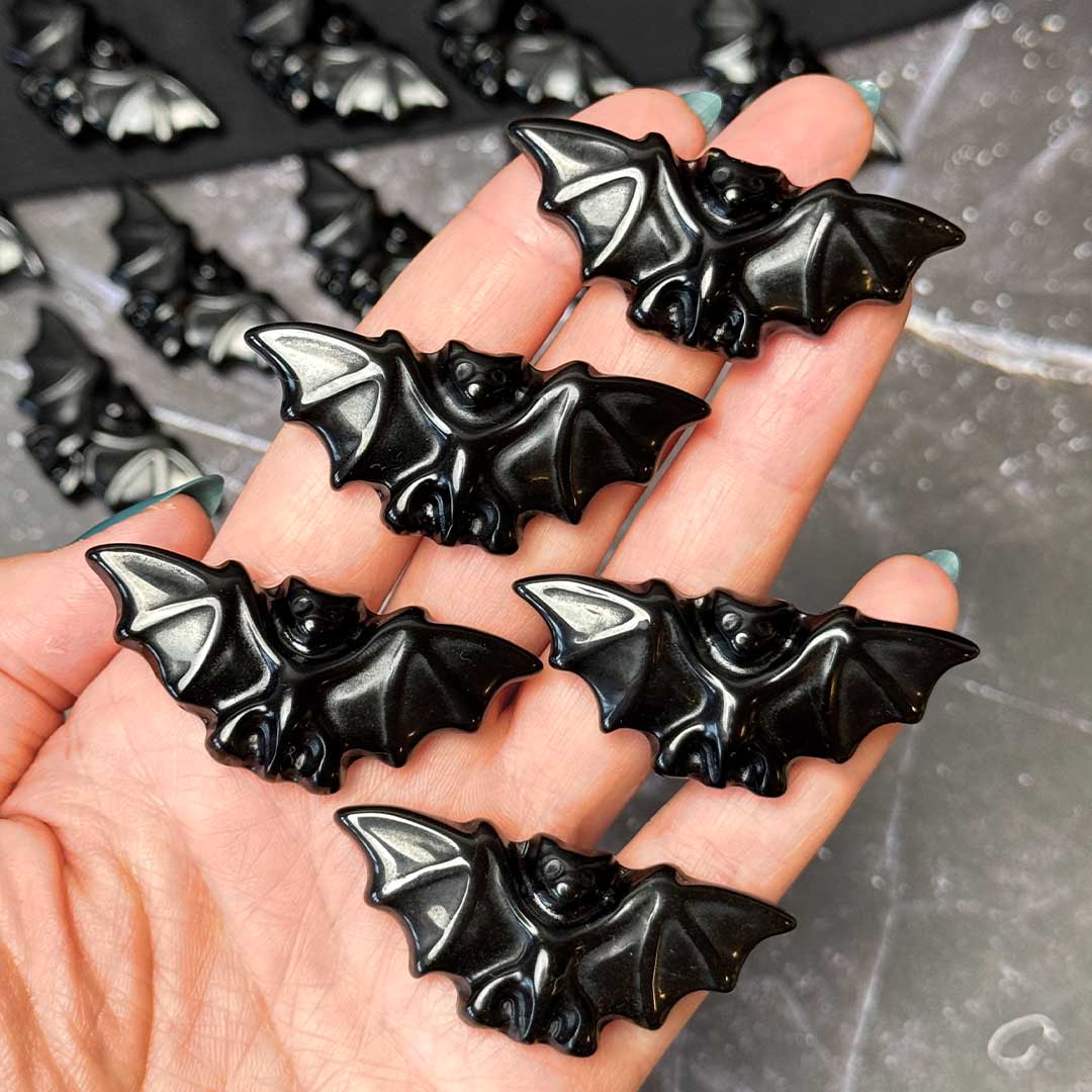 Obszidián denevér faragvány - Jelenleg Ezüst fényű Obszidiánból!