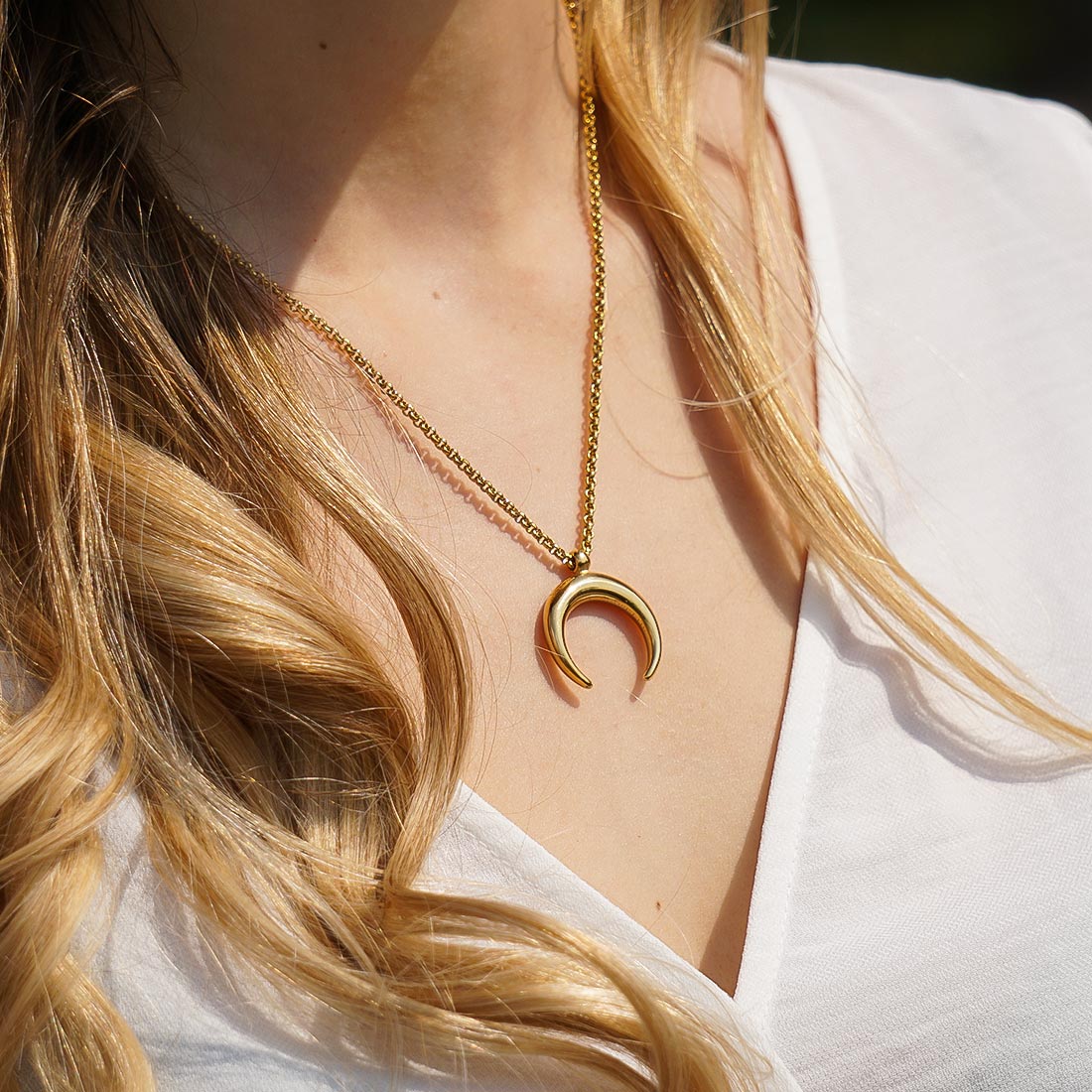 Luna - Arany Hold nyaklánc - Image 3