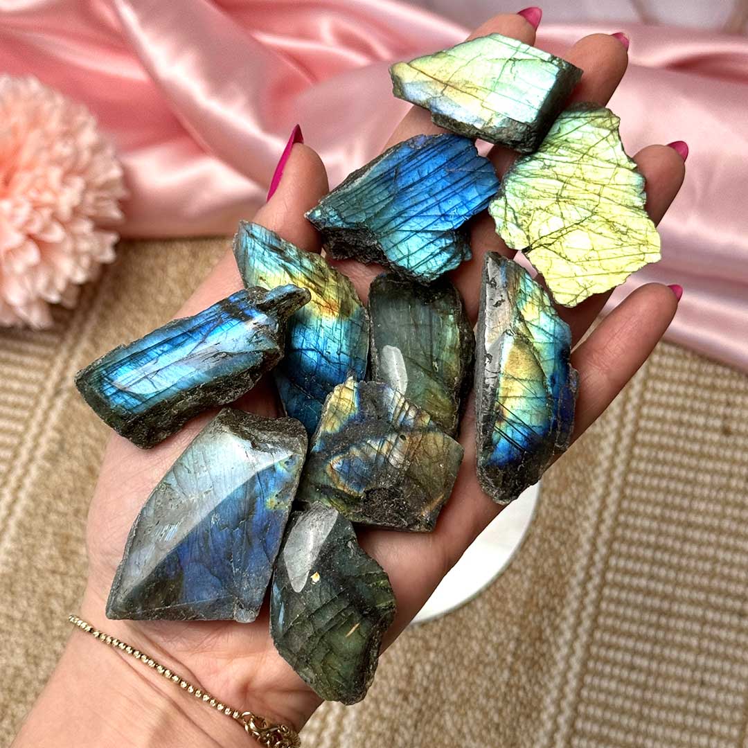 Fénylő Labradorit szeletek