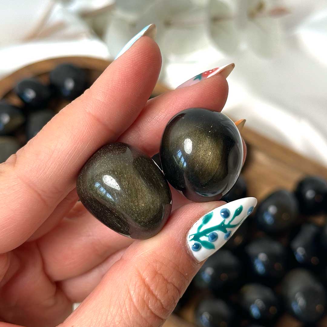 Aranyfényű obszidián marokkő