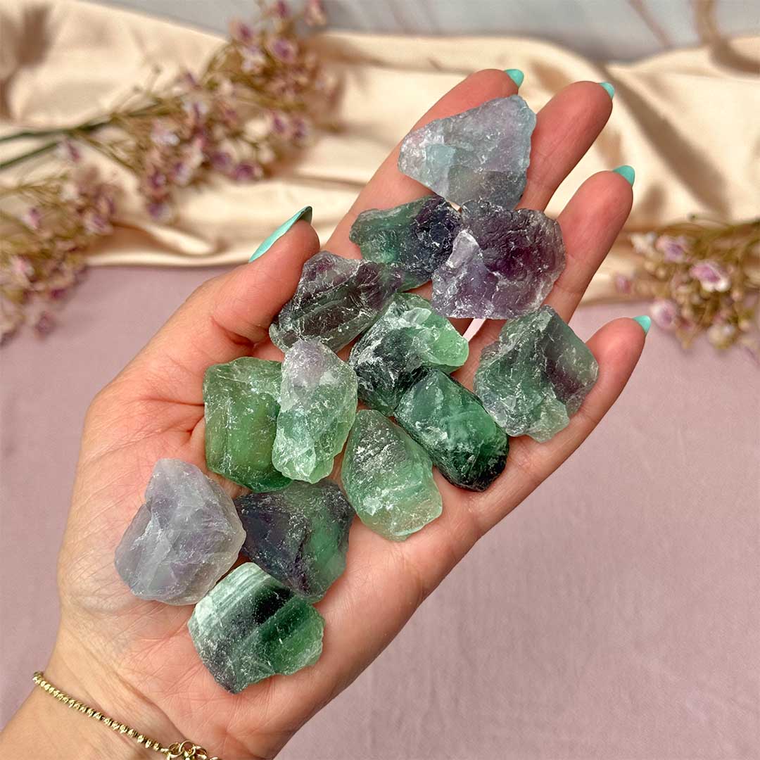 Fluorit színes nyers ásvány - kicsi