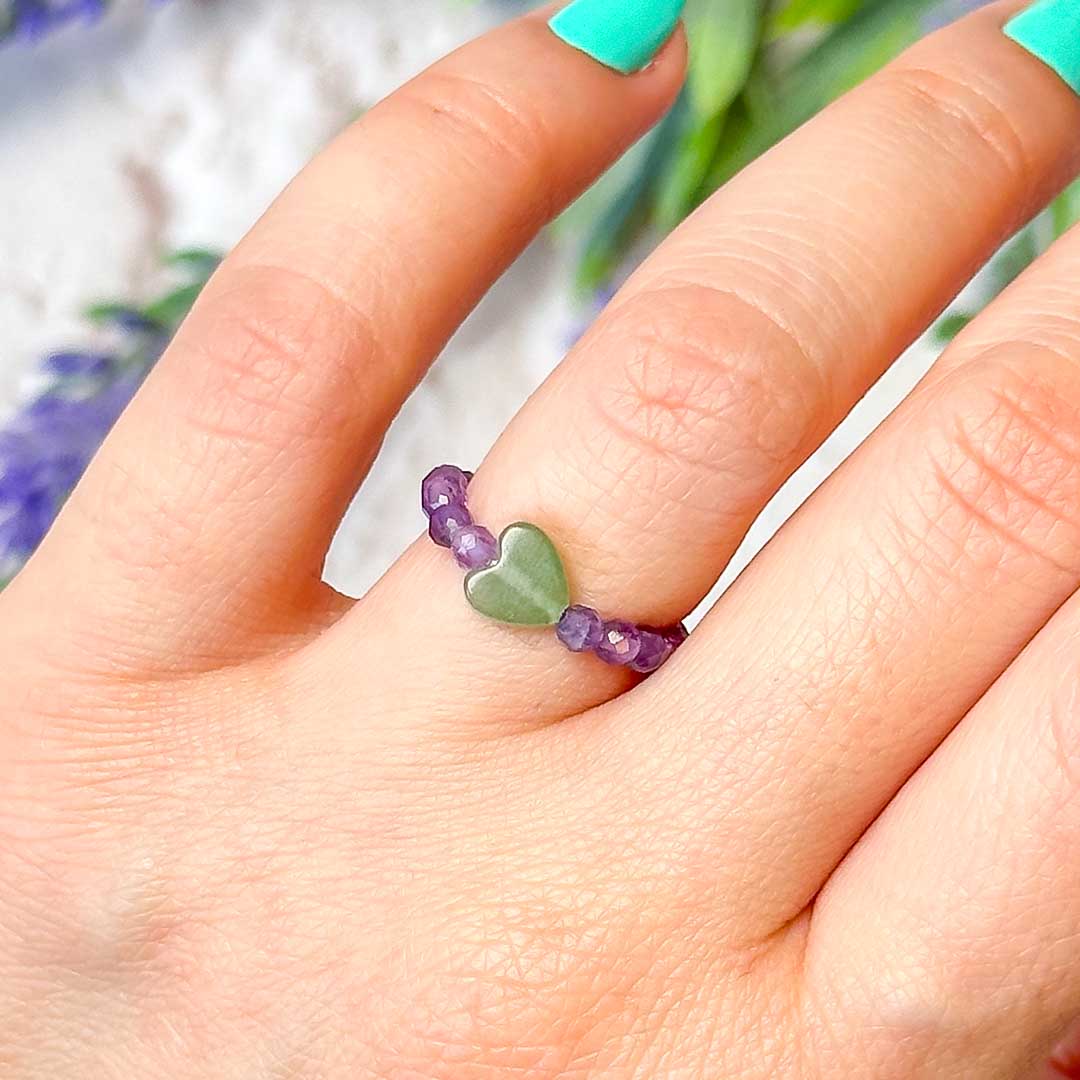 Ametiszt ásvány gyűrű Zöld Aventurin szívvel