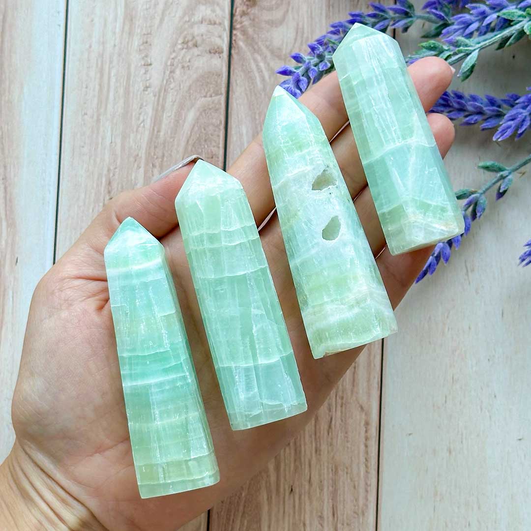 Pisztácia kalcit torony