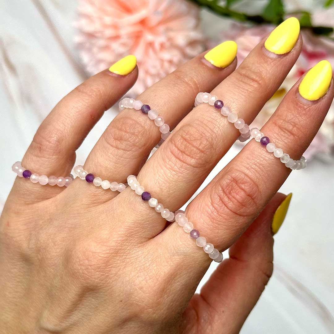 Rózsakvarc ásvány gyűrű ametiszttel