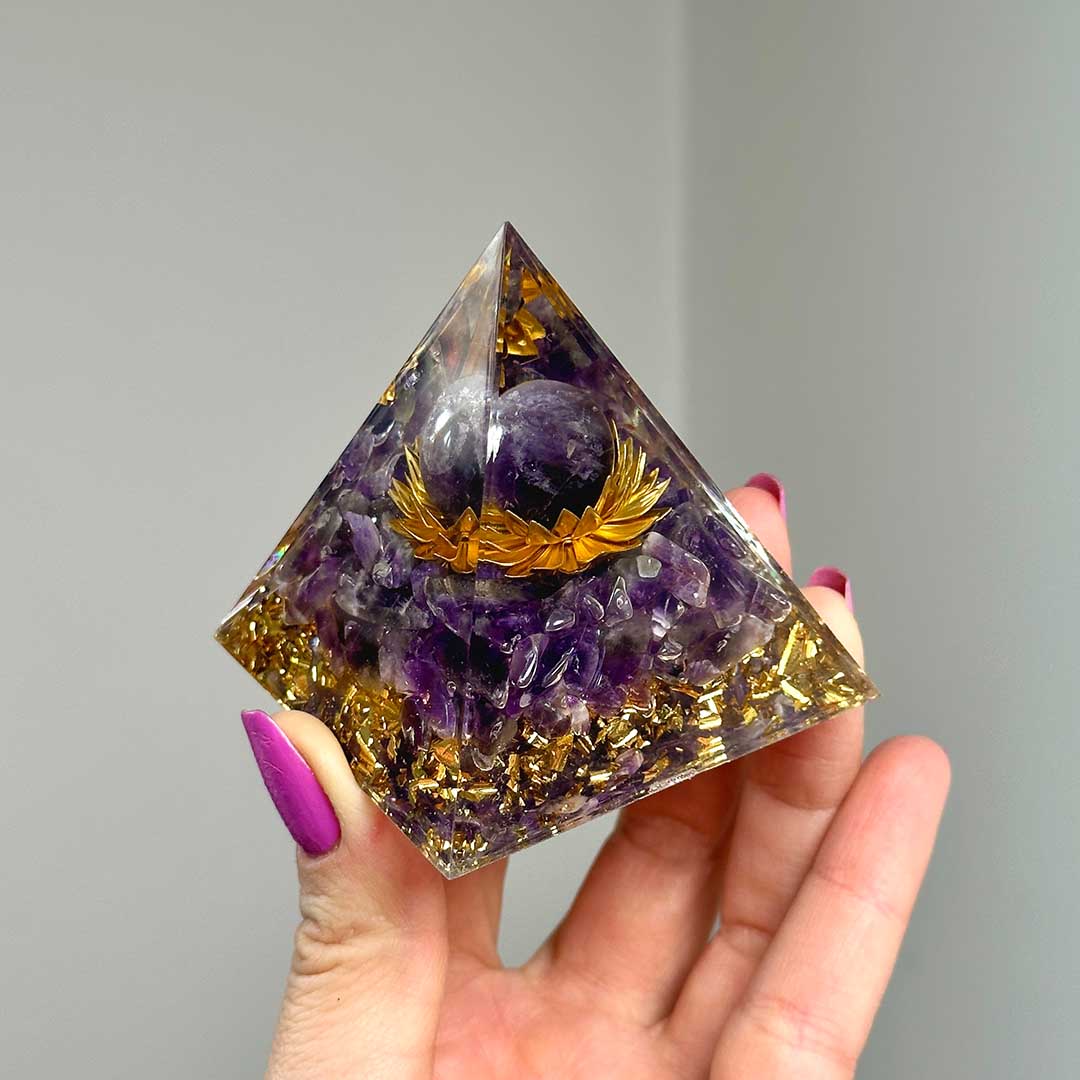 Orgonit piramis Ametiszt golyóval - Image 5