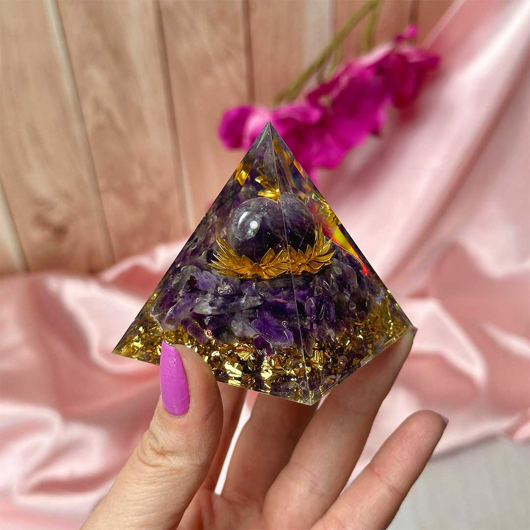 Orgonit piramis Ametiszt golyóval - Image 3