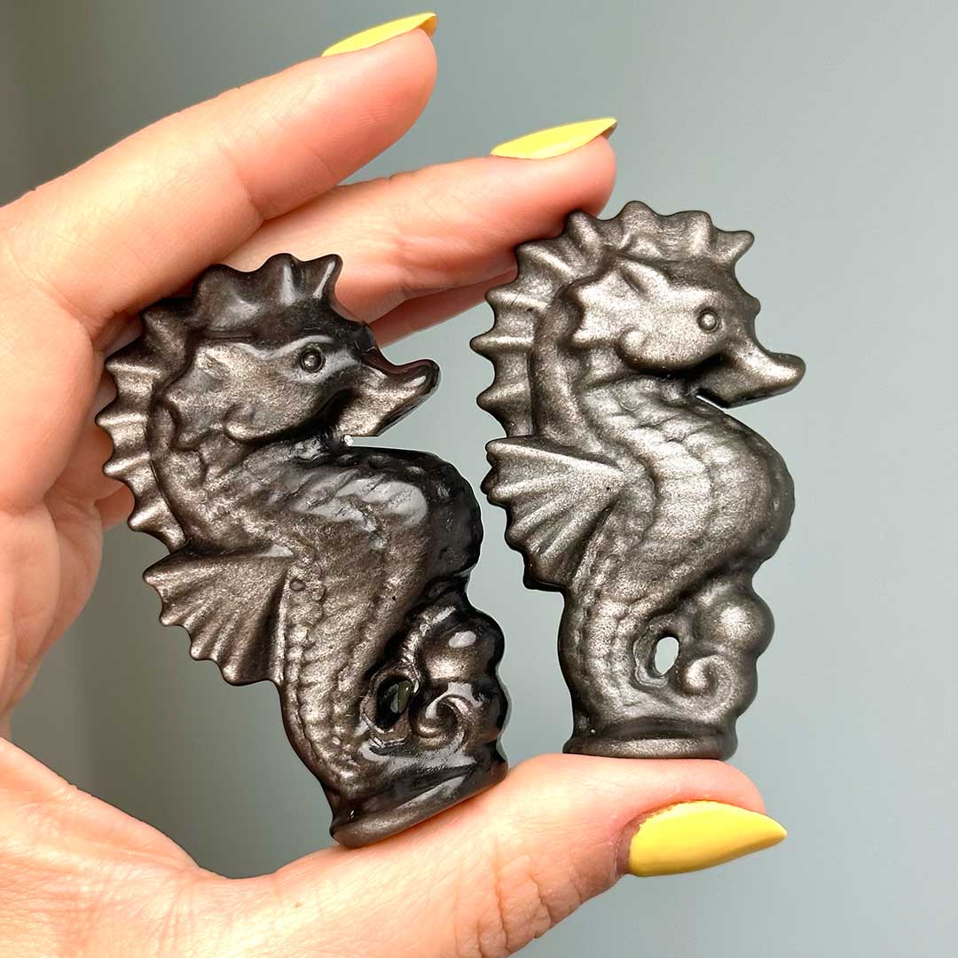 Ezüst fényű obszidián Csikóhal csiszolat