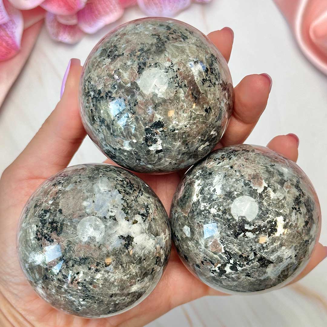 Yooperlite gömb (UV reaktív!)