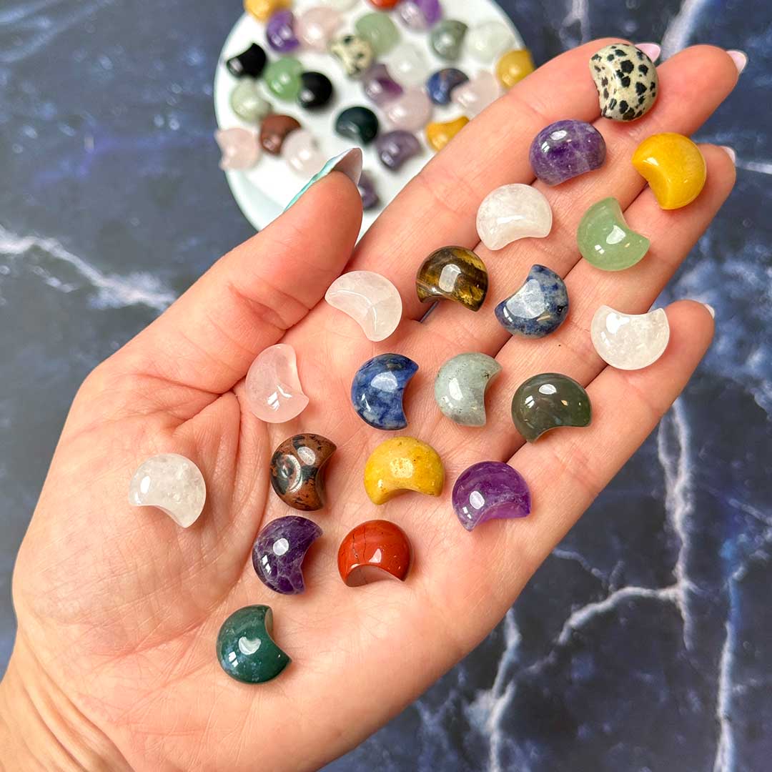 Meglepetés ásvány hold