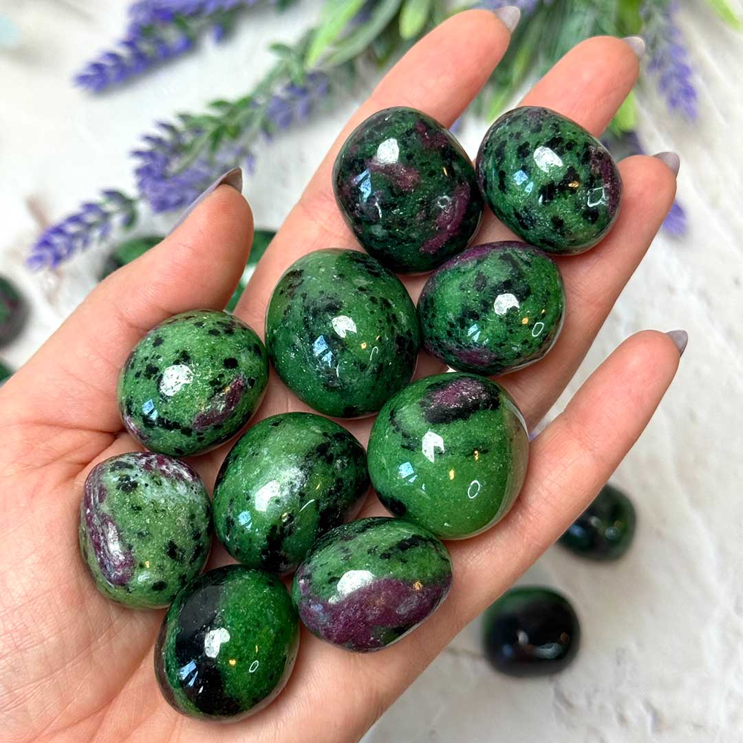 Rubin-Zoizit marokkő