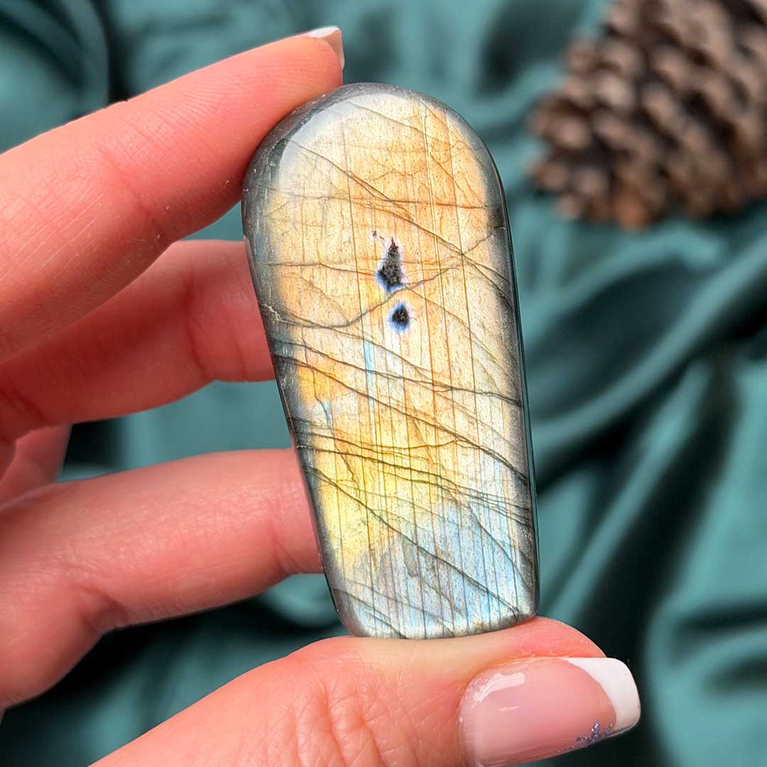 Madagaszkári Labradorit állvány (10)