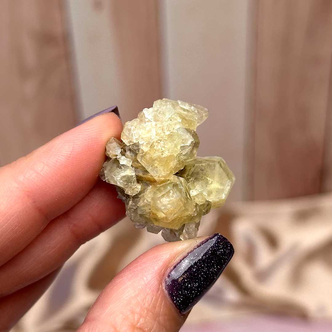 Marokkói Neonzöld Fluorit nyers telep (19)