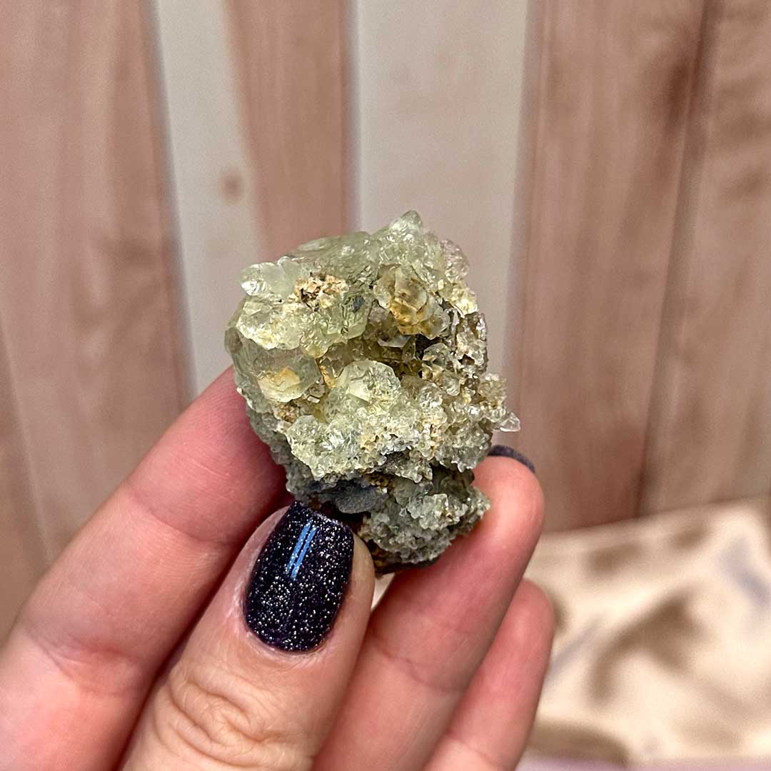 Marokkói Neonzöld Fluorit nyers telep (15)