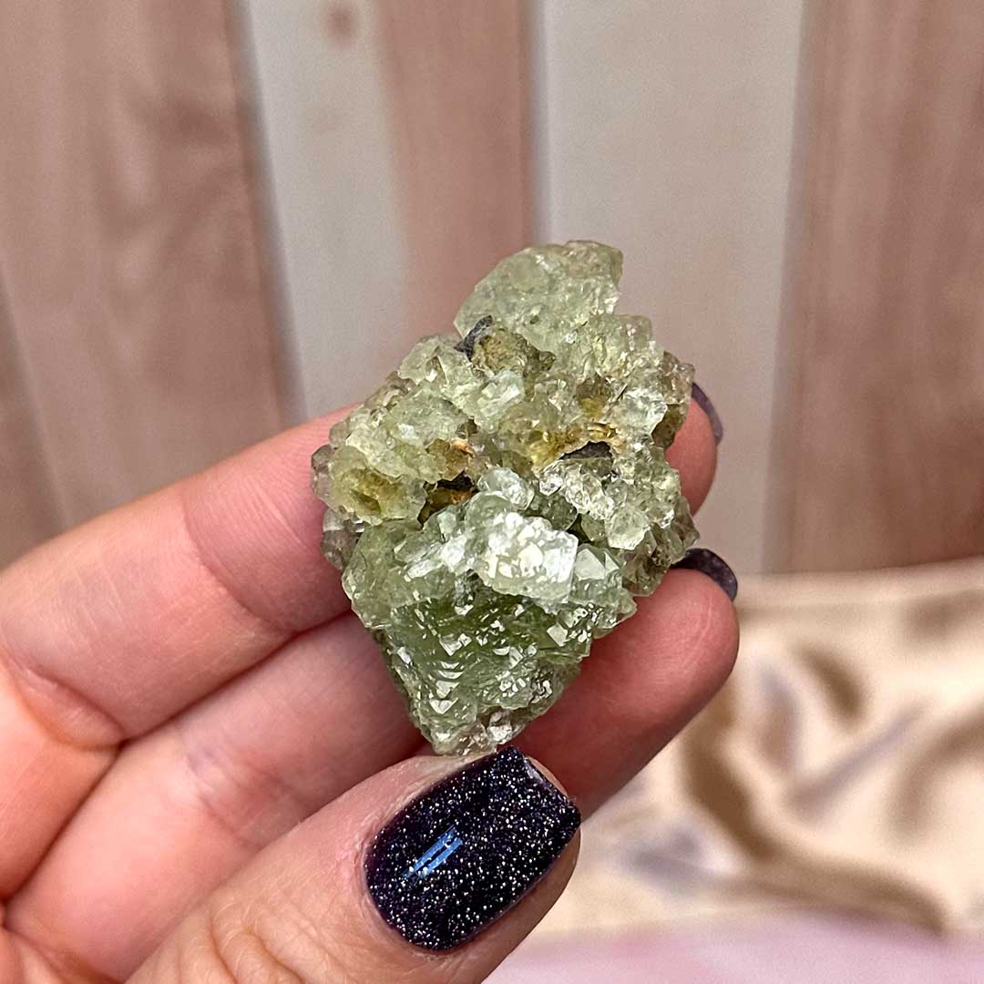 Marokkói Neonzöld Fluorit nyers telep (12)