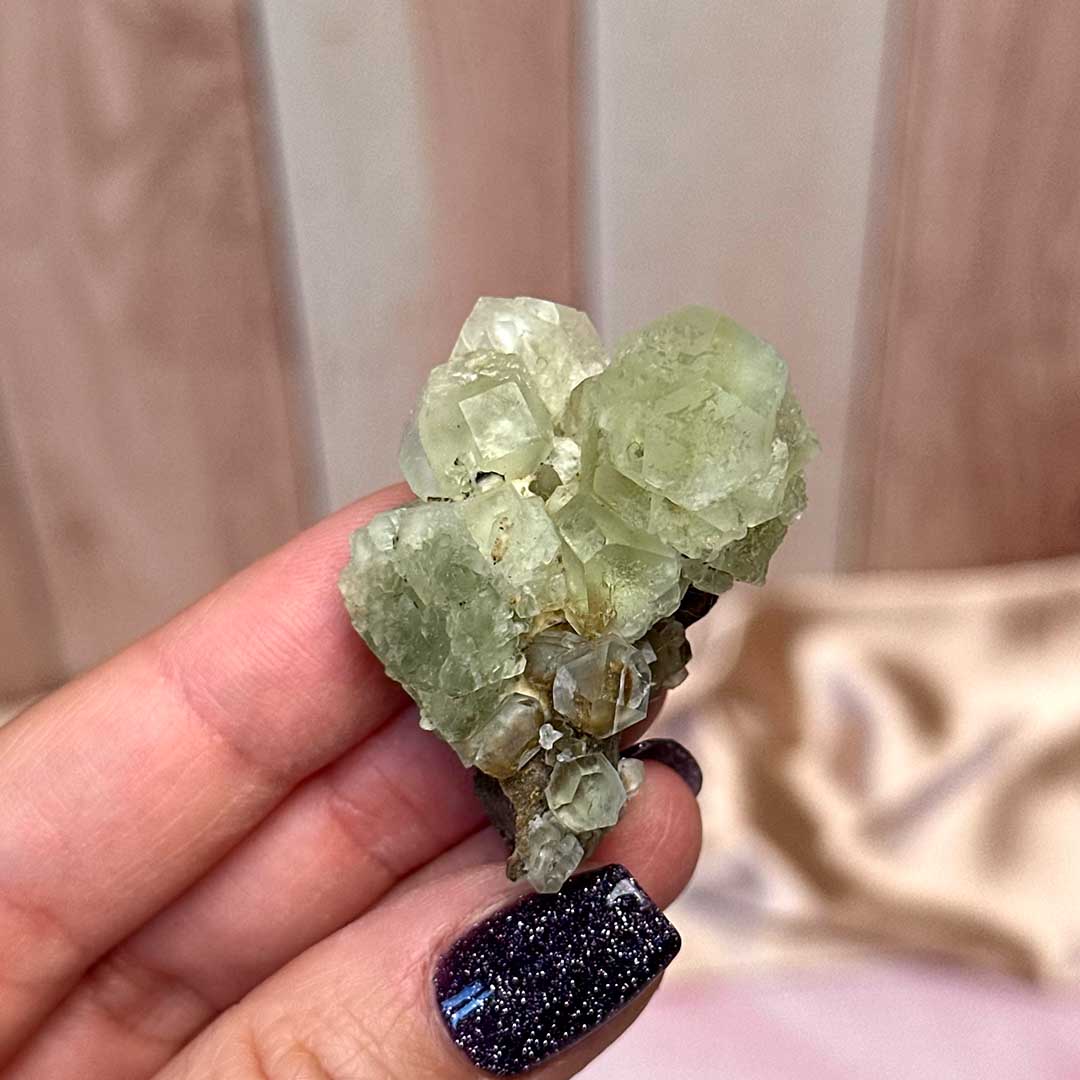 Marokkói Neonzöld Fluorit nyers telep (8)