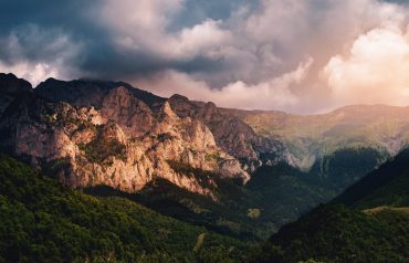 hert-niks-0gOXwwyE2zk-unsplash-1860x1200-1-1.jpg