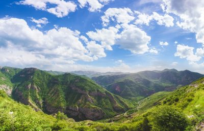 Kvarc-landscape-with-mountains-and-sky-2021-08-26-16-16-24-utc-1860x1200