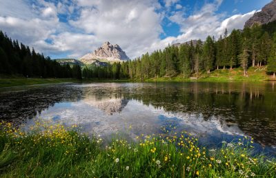 Lake antorno in the dolomites mountains