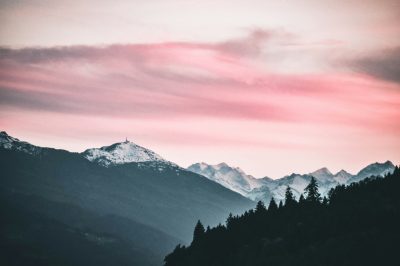 Rozsakvarc-stephan-seeber--5rez2lul3g-unsplash