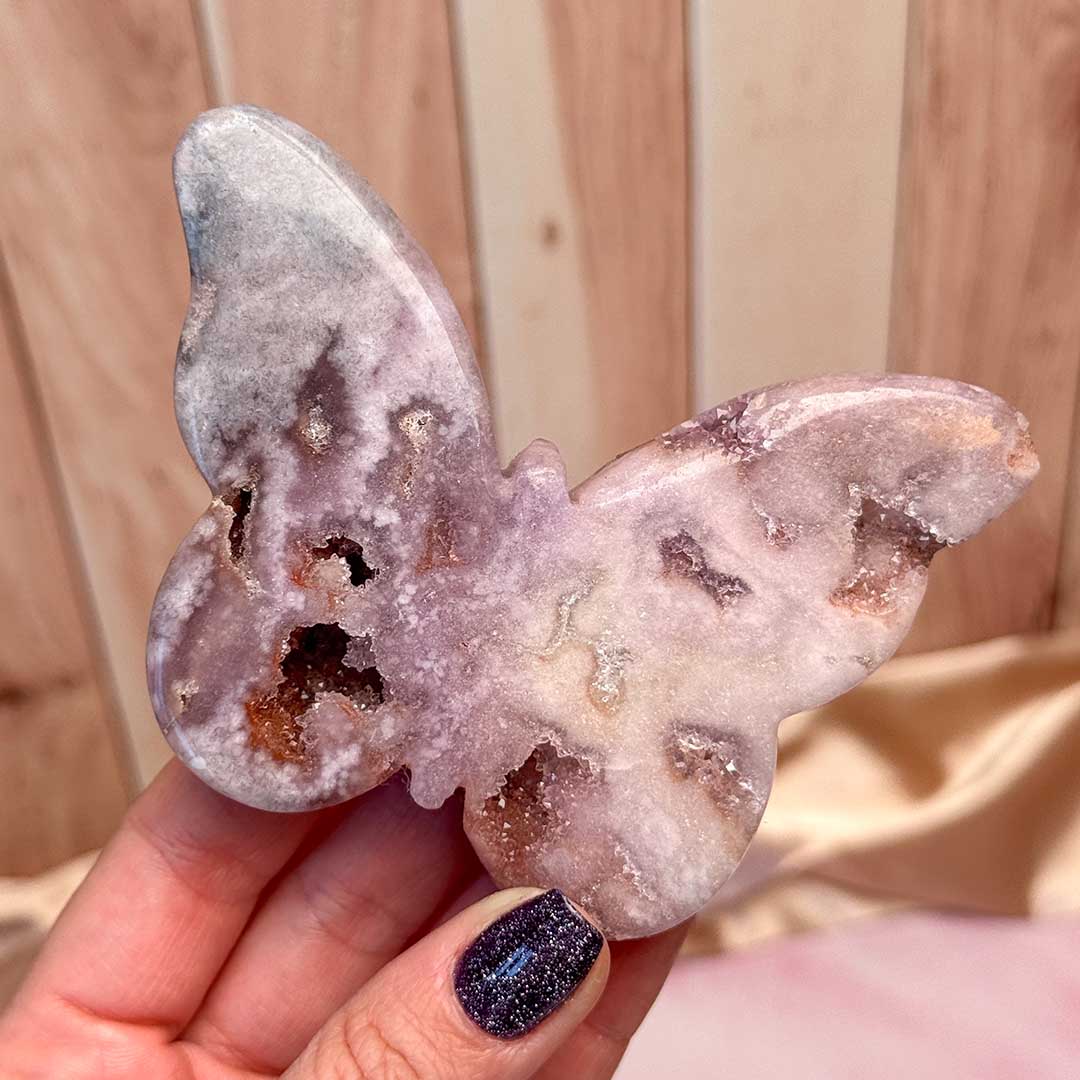 Pink Ametiszt pillangó faragvány (2)