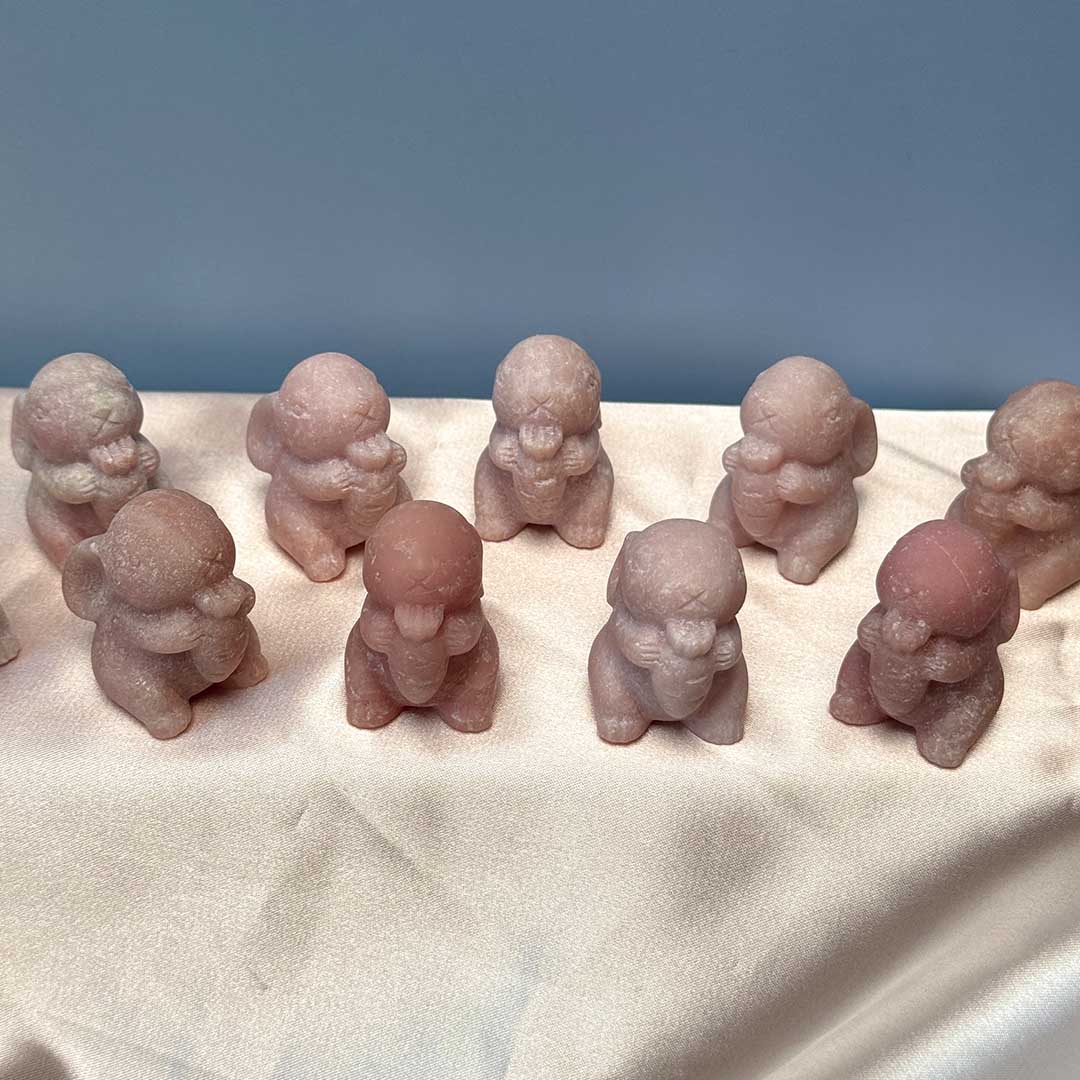 Pink Opál nyuszi faragványok Ásványok , ásvány 2