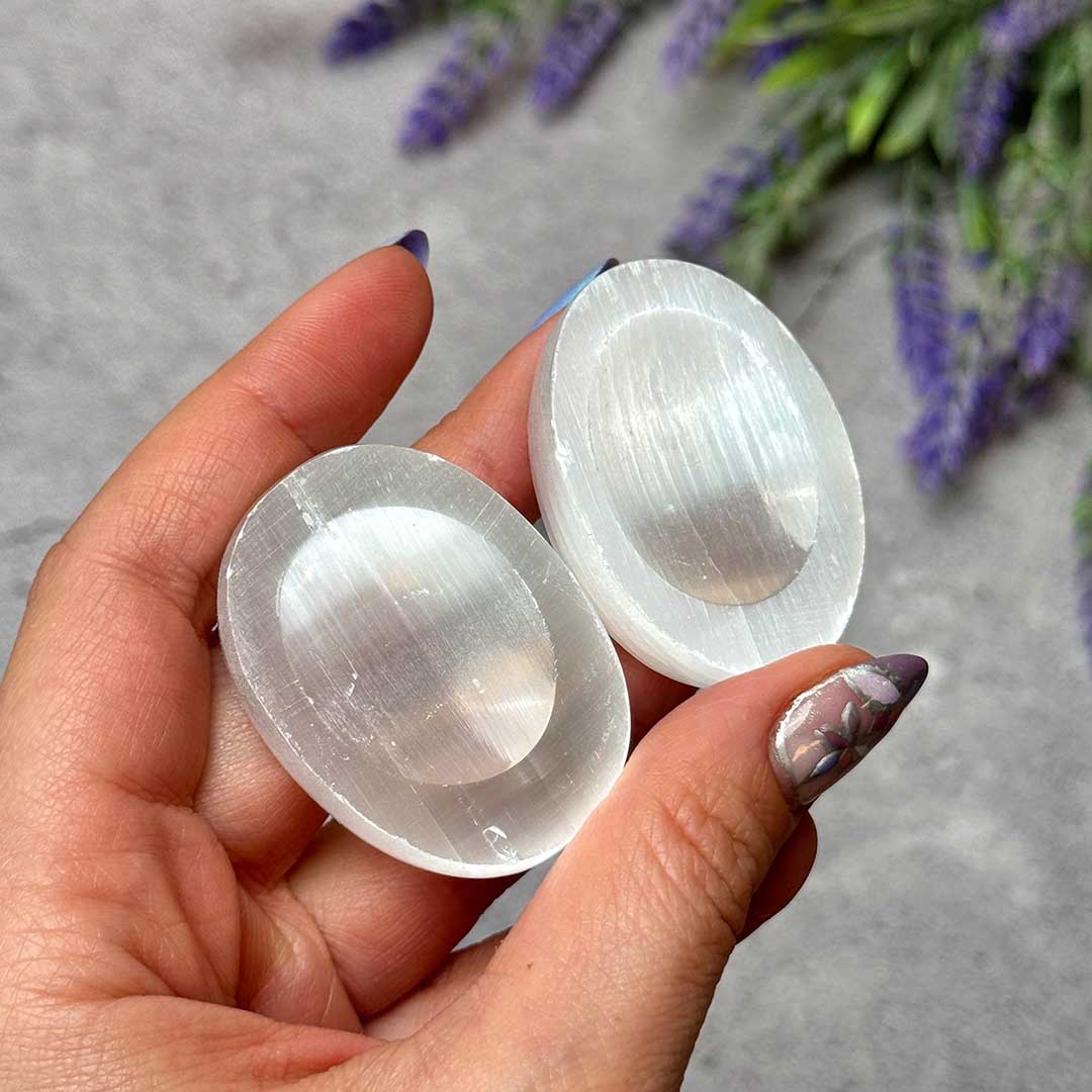 Szelenit aggódókő/worry stone/nyugikő Ásványok , ásvány 2