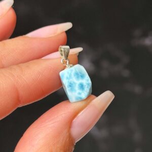 Larimar drágaköves ezüstmedál