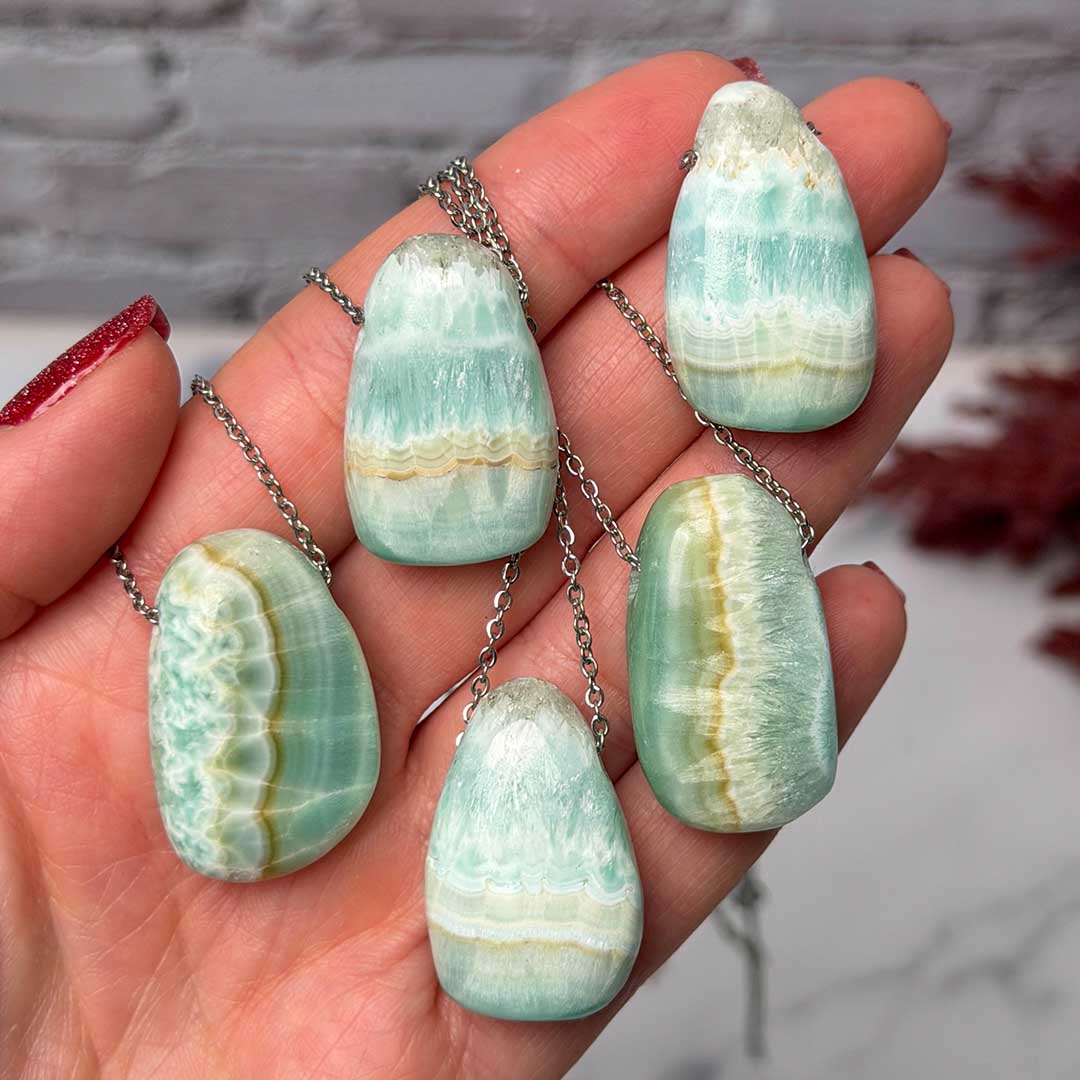 Kék aragonit medál - rozsdamentes acél lánccal!