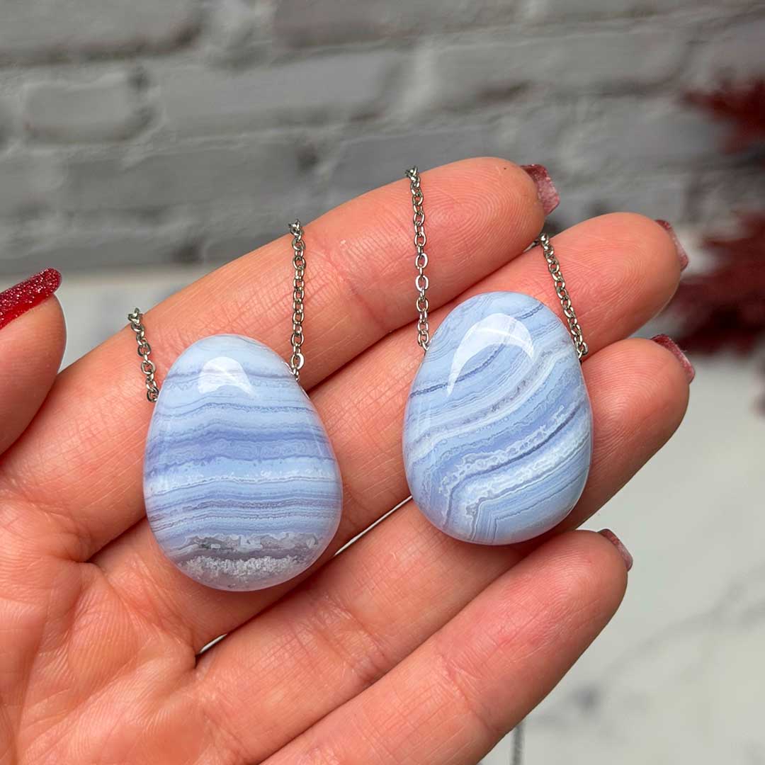 Csipkeachát medál - rozsdamentes acél lánccal!