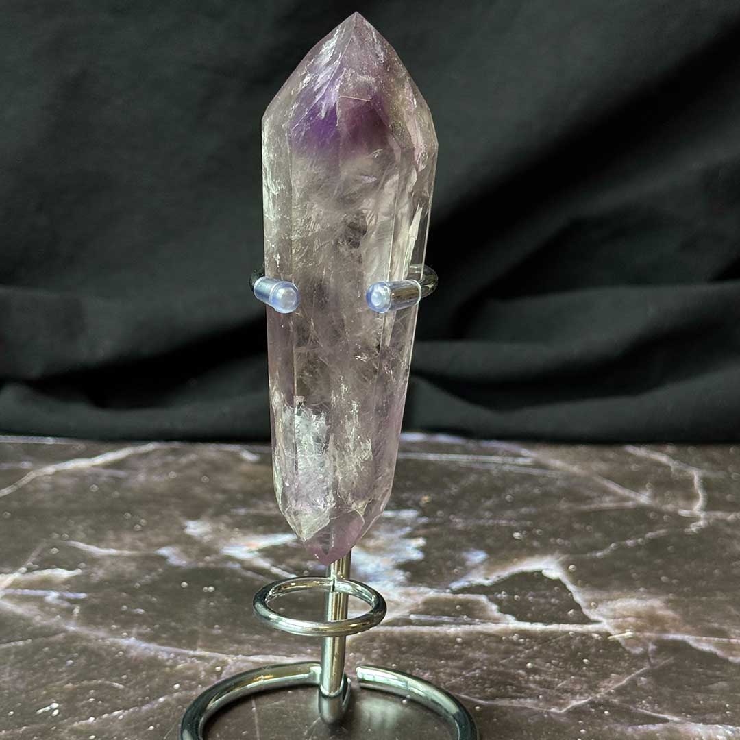 Brazil Ametiszt jogar állványon (2)