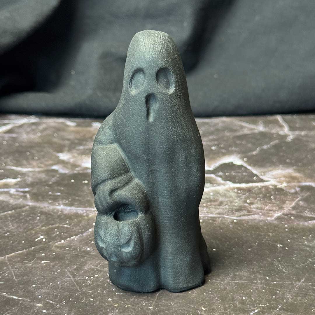 Obszidián Halloween-i szellem faragvány