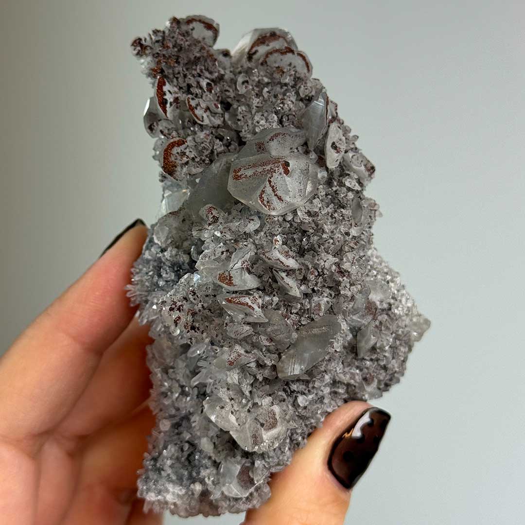 Szivárványos Hematittal bevont kalcitos kvarc telep - egyedi! (2)