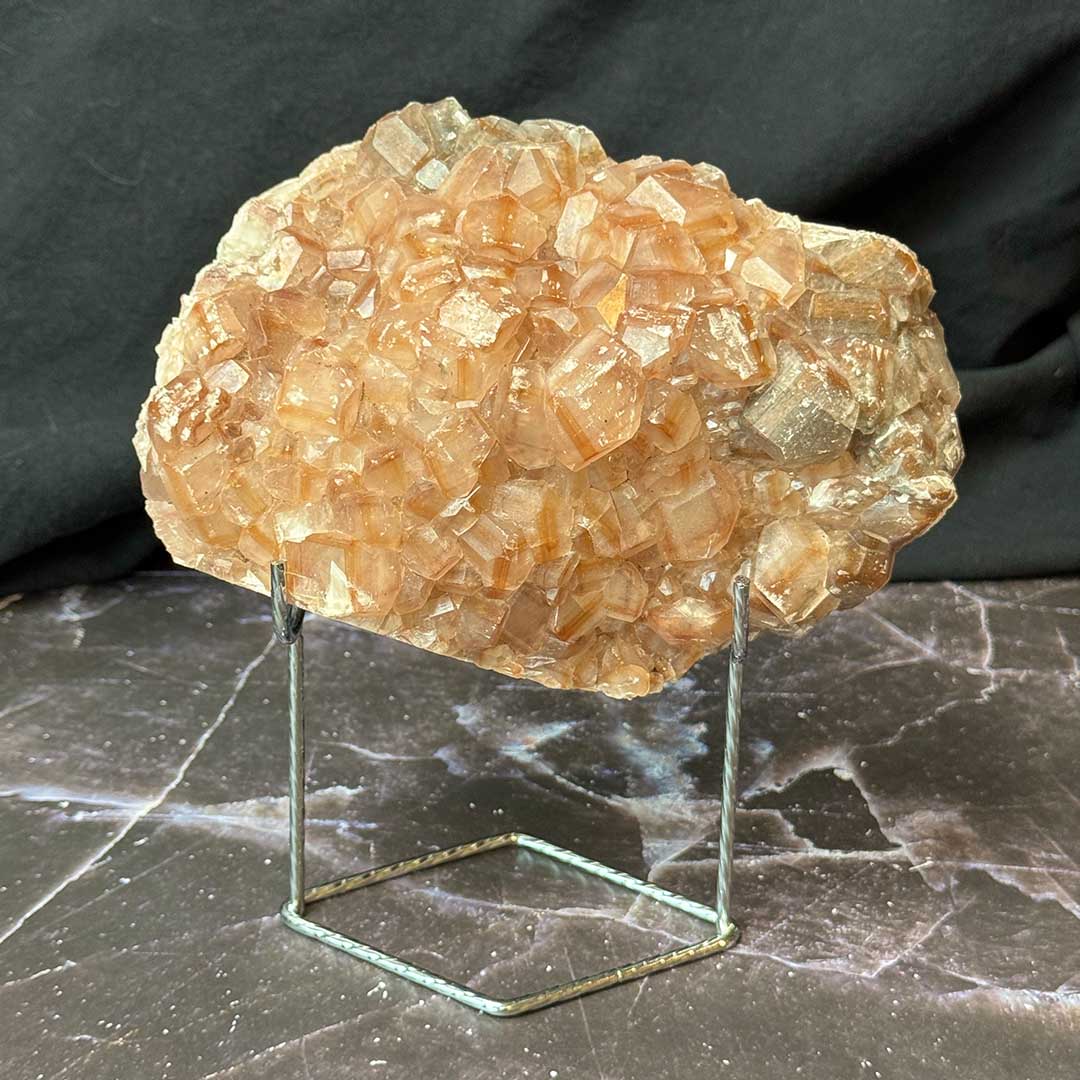 Csokoládé Kalcit kristályos telep - látványos belső zárványokkal!