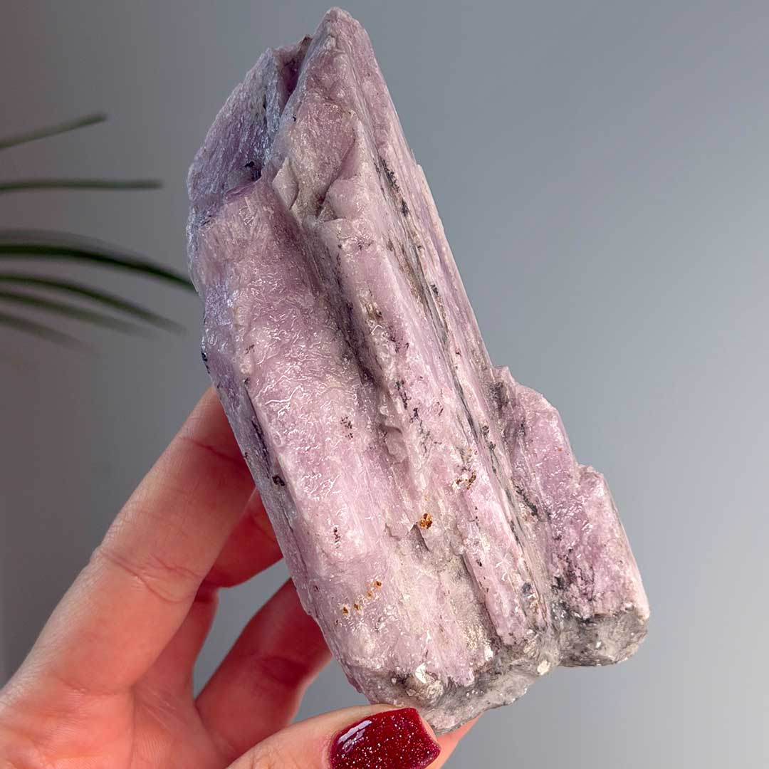 Félig nyers félig csiszolt Kunzit (1) - Image 3