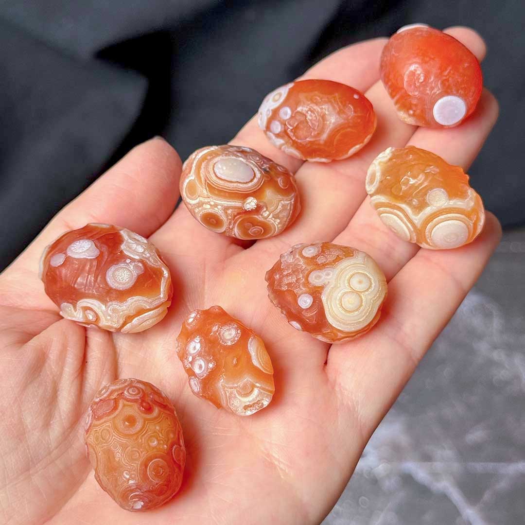 Gobi Desert Achát közepes marokkövek